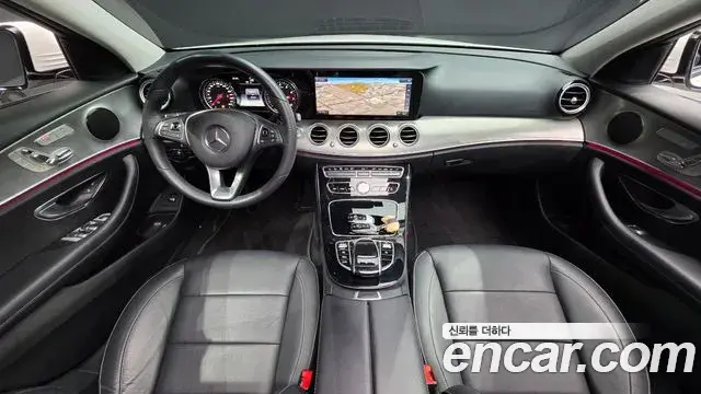 Mercedes-Benz E-Class 2018 — Фото 9/20
