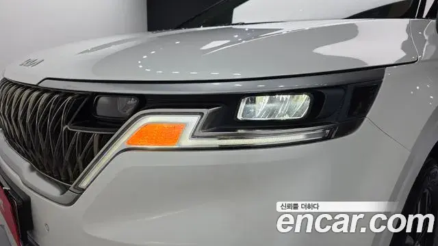 Kia Carnival 2022 — Şəkil 13/37