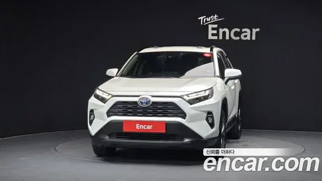 Toyota RAV4 2022 — Şəkil 3/20