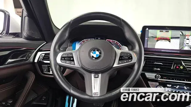 BMW 5 Series 2023 — Фото 13/20