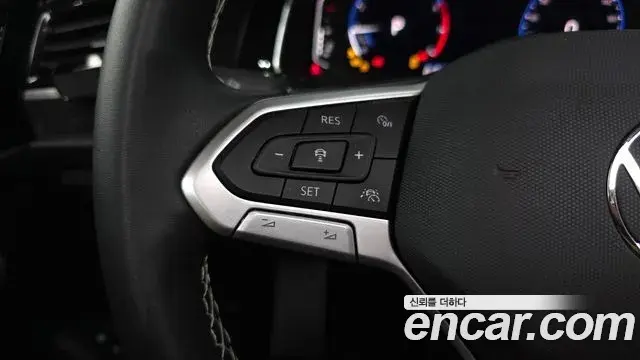 Volkswagen Jetta 2023 — Photo 17/20