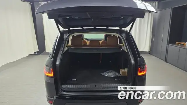 Land Rover Range Rover Sport 2021 — ფოტო 23/32