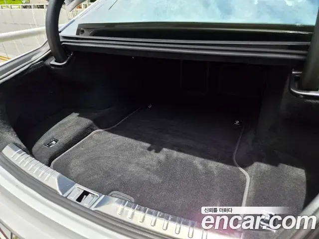 Bentley Flying Spur 2022 — Photo 11/20