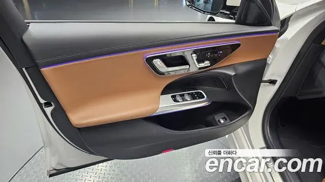 Mercedes-Benz E-Class 2025 — Şəkil 13/37