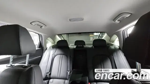 Hyundai Sonata Hybrid 2021 — Şəkil 12/36