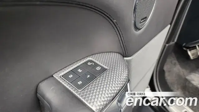 Land Rover Range Rover Sport 2019 — Photo 35/39