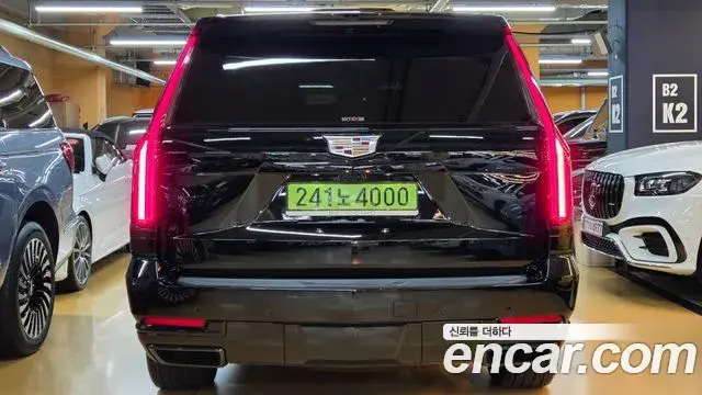 Cadillac Escalade 2025 — Photo 16/20