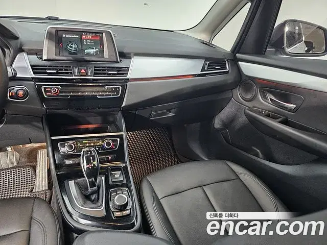 BMW 2 Series Active Tourer 2019 — Şəkil 7/20