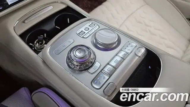 Genesis G90 2022 — Şəkil 25/41