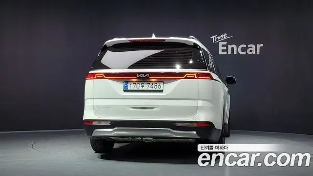 Kia Carnival 2021 — Фото 4/20