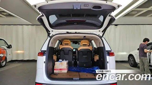 Kia Carnival 2021 — Фото 20/20