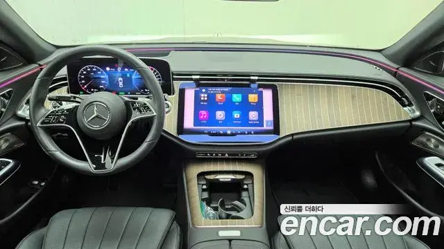 Mercedes-Benz E-Class 2025 — Фото 9/18