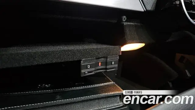 Mercedes-Benz C-Class 2020 — ფოტო 14/34