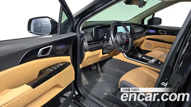 Kia Carnival 2023 — Фото 10/20
