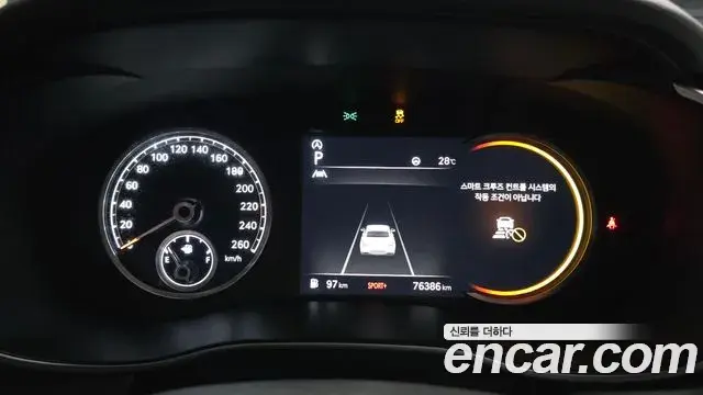 Genesis G70 2021 — Photo 18/30