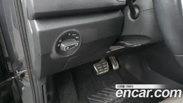 Volkswagen T-Roc 2021 — Şəkil 8/32