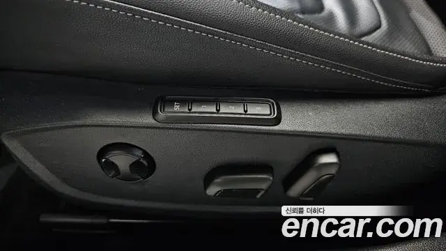 Volkswagen Jetta 2021 — Şəkil 16/34