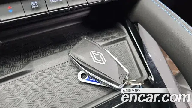 Renault Samsung Grand Koleos 2025 — Şəkil 19/38