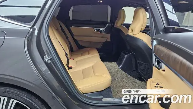 Volvo S90 2021 — Şəkil 12/33
