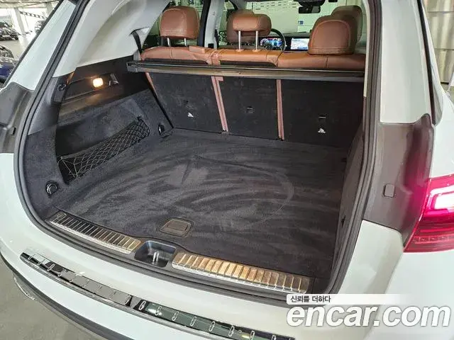 Mercedes-Benz GLE-Class 2025 — Photo 16/16
