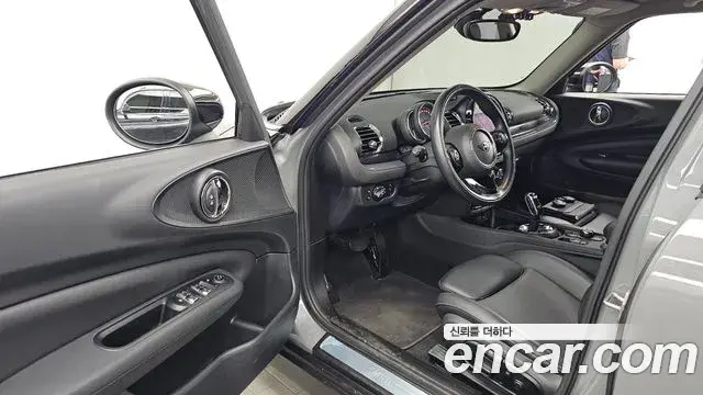 Mini Cooper D Clubman 2021 — Photo 33/33