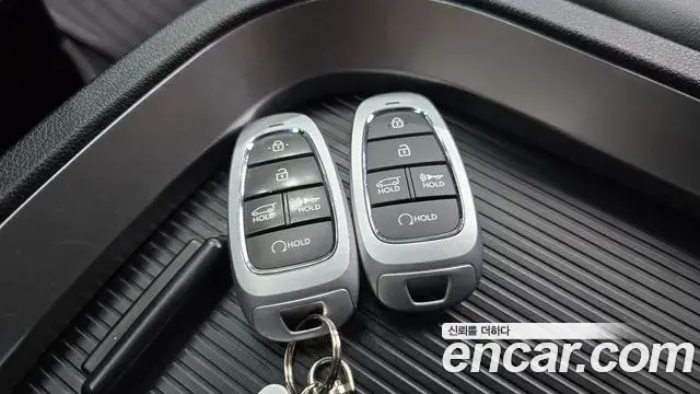 Hyundai Staria 2022 — Фото 12/20