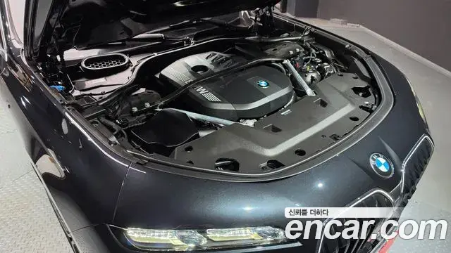 BMW 7 Series 2023 — Photo 1/20