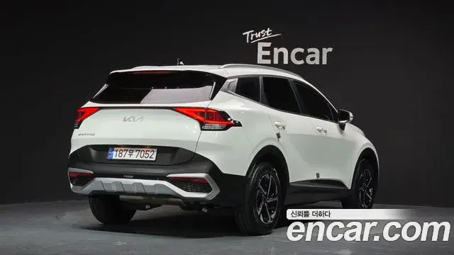 Kia Sportage 2022 — Photo 28/32