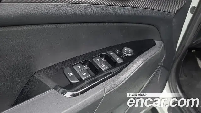 Kia Sportage 2022 — Photo 21/32