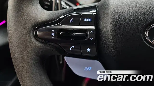 Hyundai The New Avante Hybrid 2021 — Photo 31/33