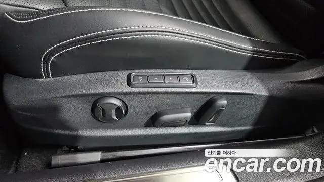 Volkswagen Passat GT 2021 — ფოტო 3/32