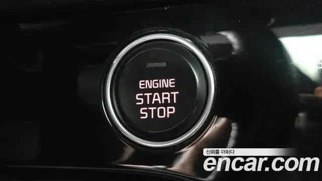 Kia Sportage The Bold 2018 — Şəkil 12/33