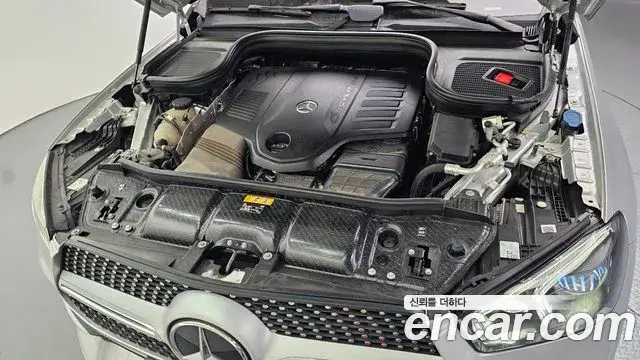 Mercedes-Benz GLE-Class 2019 — Фото 6/20