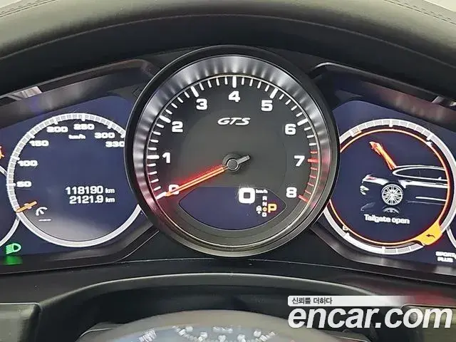 Porsche Panamera 2019 — Şəkil 2/9