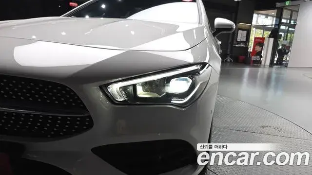 Mercedes-Benz CLA-Class 2022 — Photo 13/32