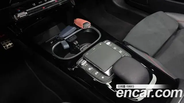 Mercedes-Benz CLA-Class 2022 — Photo 20/32