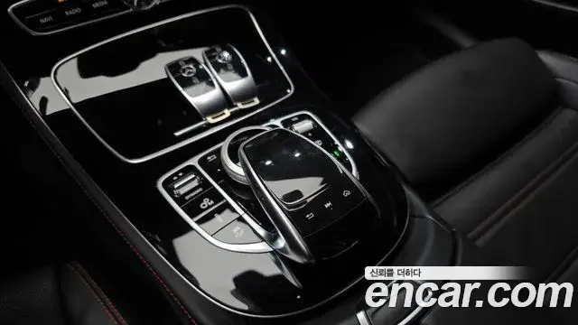 Mercedes-Benz E-Class 2020 — Şəkil 6/30