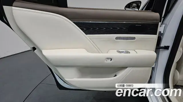 Genesis G90 2022 — Şəkil 7/38