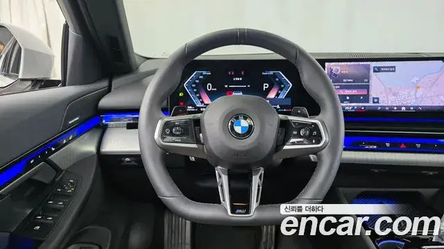 BMW 5 Series 2025 — Фото 13/20