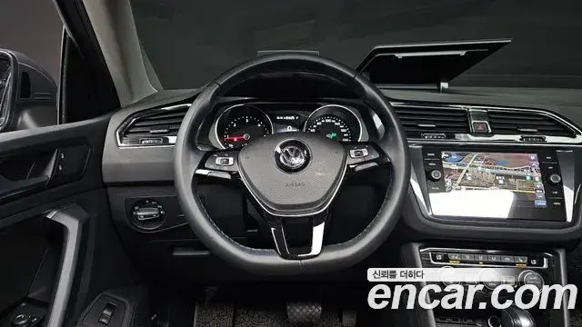 Volkswagen Tiguan 2020 — ფოტო 1/32