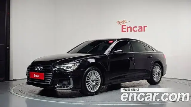 Audi A6 2021 — ფოტო 17/33