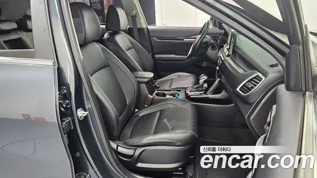 Kia Seltos 2021 — ფოტო 5/32