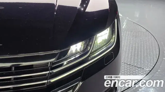 Volkswagen Arteon 2019 — Şəkil 26/36