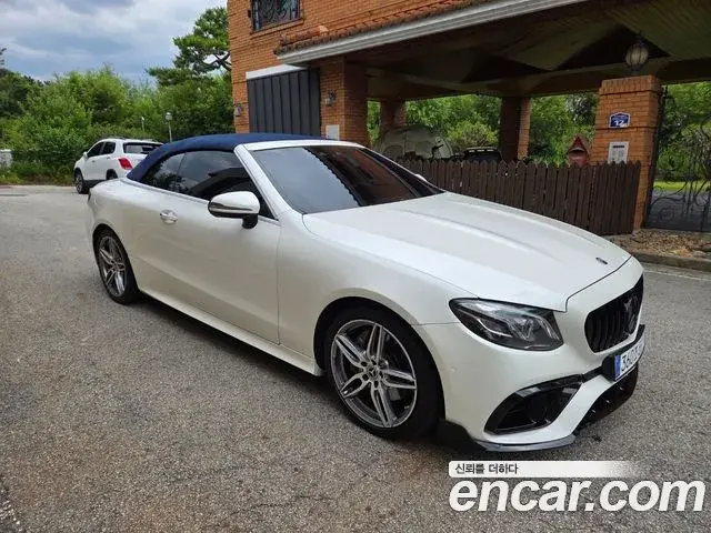 Mercedes-Benz E-Class 2019 — Photo 1/20