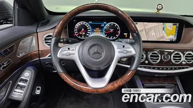 Mercedes-Benz S-Class 2018 — Photo 13/20