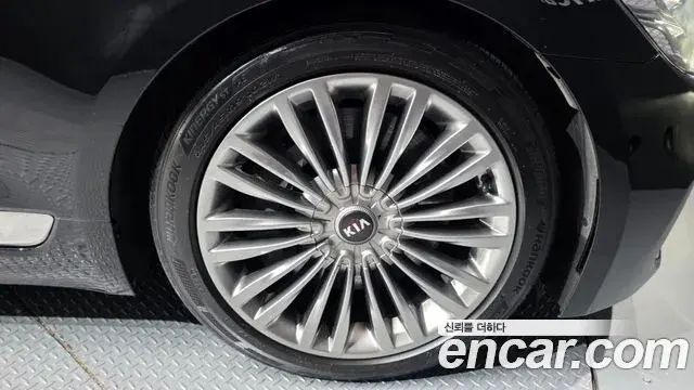 Kia The K9 2018 — ფოტო 5/20