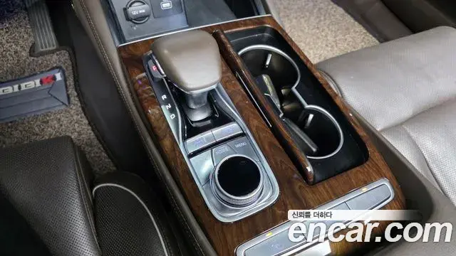 Kia The K9 2018 — ფოტო 9/20