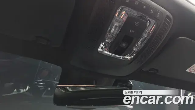 Mercedes-Benz GLB-Class 2021 — Photo 19/20