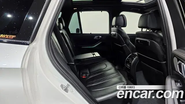 BMW X5 2024 — Photo 12/20