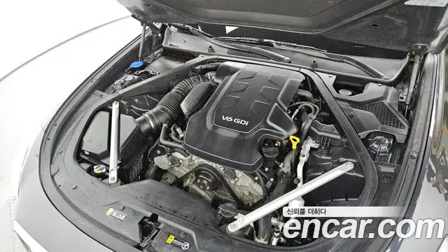 Kia The K9 2018 — Photo 6/20